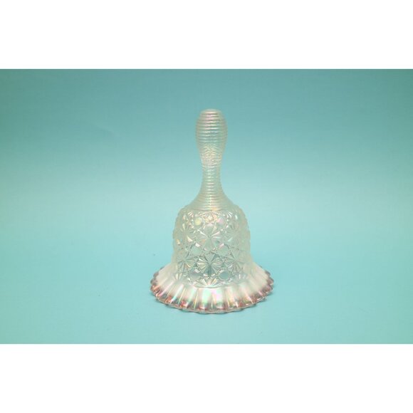 Vintage Fenton Opalescent Glass Daisy Button Pink Dust Rose Crest Iridized Bell - Picture 1 of 7